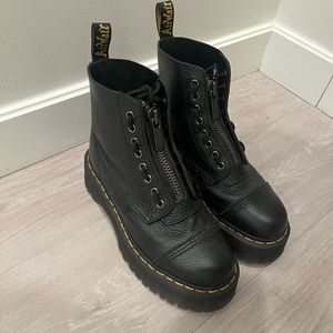 Dr. Martens SINCLAIR MILLED NAPPA LEATHER PLATFORM BOOTS